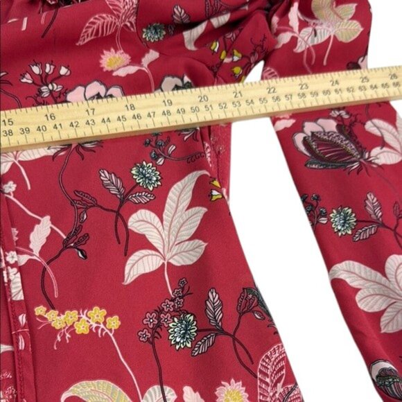 Loft Top Pink with yellow and white florals Women's Size S - Picture 3 of 9